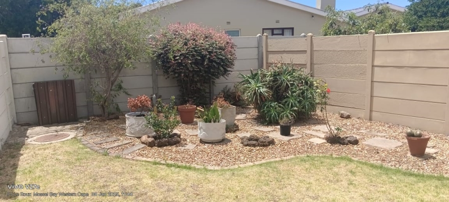 3 Bedroom Property for Sale in Hartenbos Central Western Cape